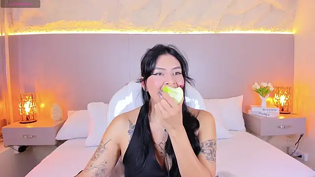 JessyEvans online show from April 7, 7:26 pm