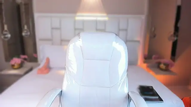 Snapshot of JessyEvans chatting on February 26, 7:36 pm JessyEvans online show from February 26, 7:36 pm