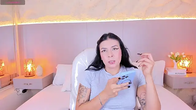 Snapshot of JessyEvans chatting on May 5, 7:17 pm JessyEvans online show from May 5, 7:17 pm