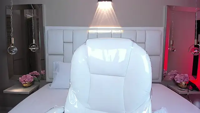 JessyEvans online show from October 15, 7:44 pm