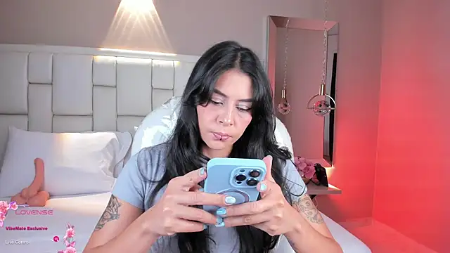 JessyEvans online show from January 10, 7:31 pm