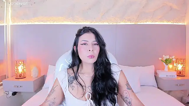 Snapshot of JessyEvans chatting on May 6, 7:29 pm JessyEvans online show from May 6, 7:29 pm