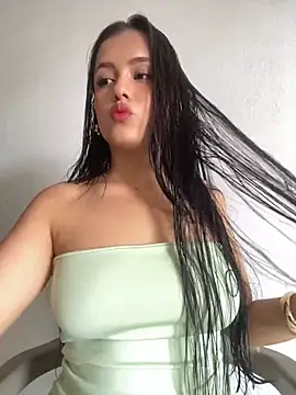 Snapshot of AbbyMillerrr chatting on June 6, 6:24 pm AbbyMillerrr online show from June 6, 6:24 pm
