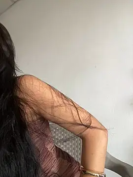 AbbyMillerrr online show from April 24, 8:33 pm