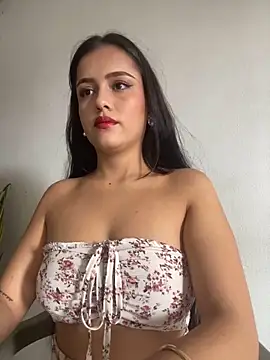 AbbyMillerrr online show from April 12, 3:59 pm