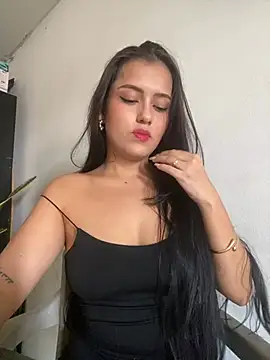 AbbyMillerrr online show from April 27, 8:40 pm