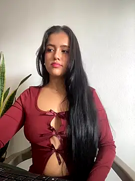 AbbyMillerrr online show from December 21, 3:14 pm