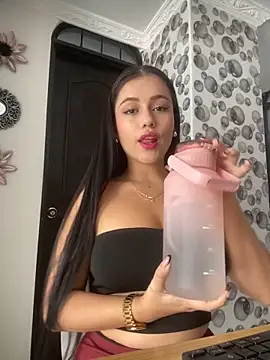 AbbyMillerrr online show from September 24, 4:46 pm