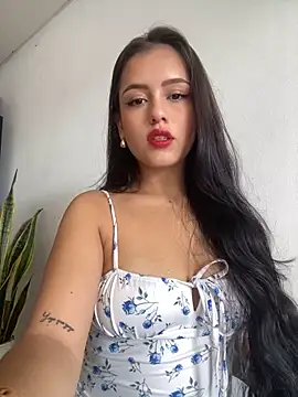 AbbyMillerrr online show from April 19, 3:57 pm