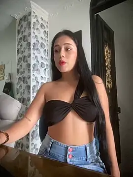 AbbyMillerrr online show from March 14, 10:16 pm