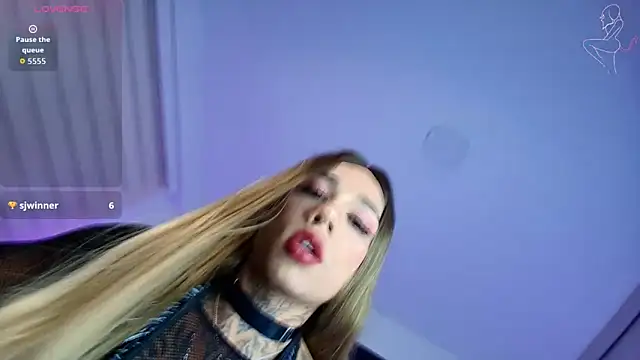  Holly Cat online show from May 21, 12:41 am