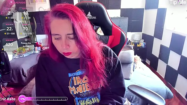 Snapshot of Ursula_fire chatting on September 19, 8:24 pm Ursula fire online show from September 19, 8:24 pm