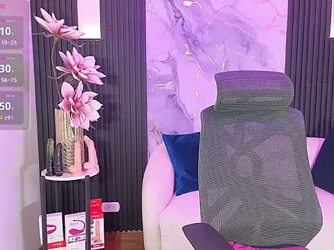 leslyflorez online show from September 20, 4:39 am