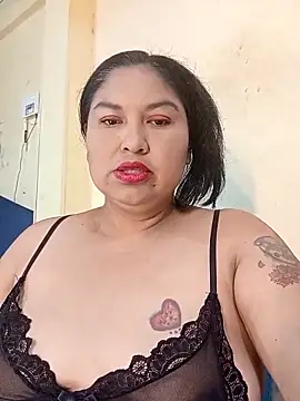 Snapshot of Marcela87 chatting on May 10, 7:27 pm Marcela87 online show from May 10, 7:27 pm