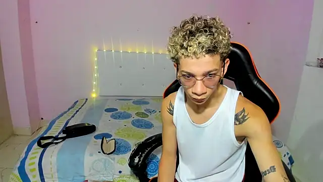 mateodeamjo online show from November 5, 6:27 am