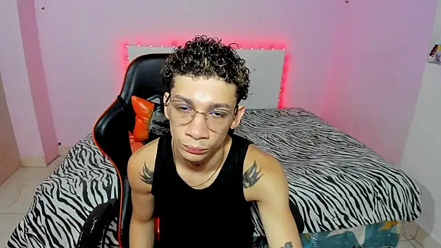 mateodeamjo online show from October 20, 11:49 pm