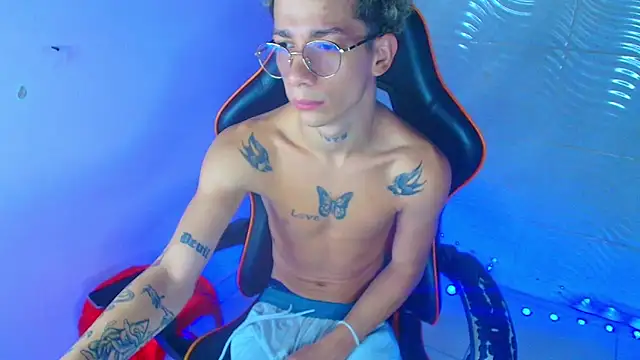 mateodeamjo online show from December 2, 11:01 am