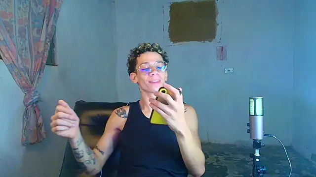 mateodeamjo online show from February 20, 3:47 am