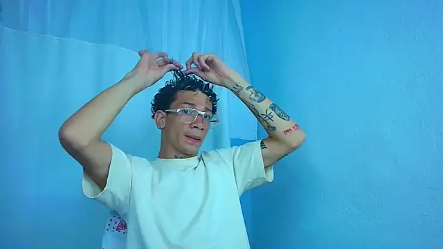 mateodeamjo online show from April 8, 4:03 am