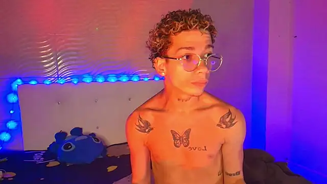 mateodeamjo online show from November 18, 7:44 am