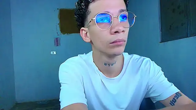 mateodeamjo online show from March 7, 1:45 am