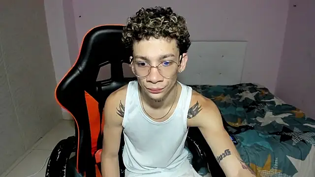 mateodeamjo online show from October 23, 8:13 am