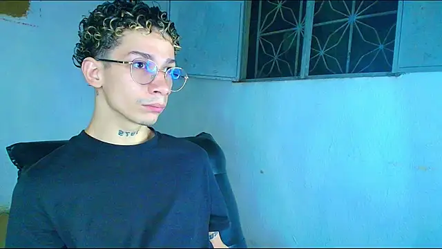 mateodeamjo online show from January 8, 11:33 pm