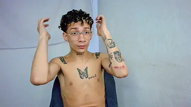 mateodeamjo online show from June 3, 4:46 am