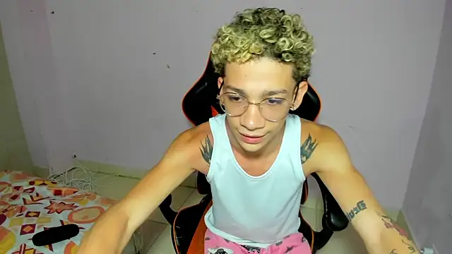 mateodeamjo online show from November 9, 8:29 am