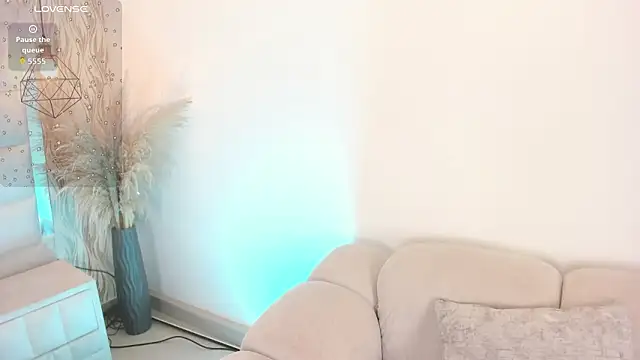 1m dalhia online show from March 11, 8:36 pm