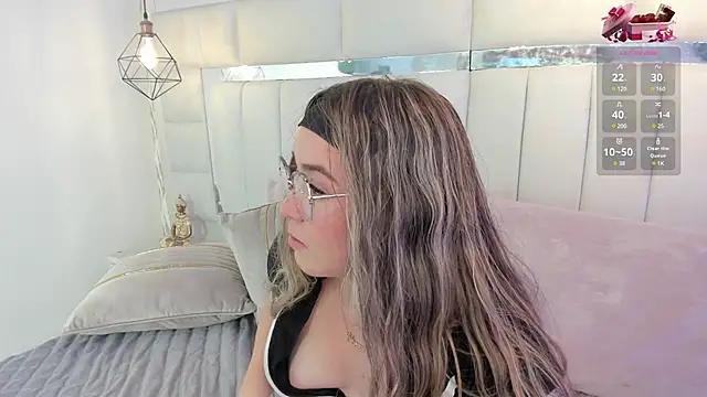 Snapshot of 1m_dalhia chatting on March 14, 2:20 am 1m dalhia online show from March 14, 2:20 am