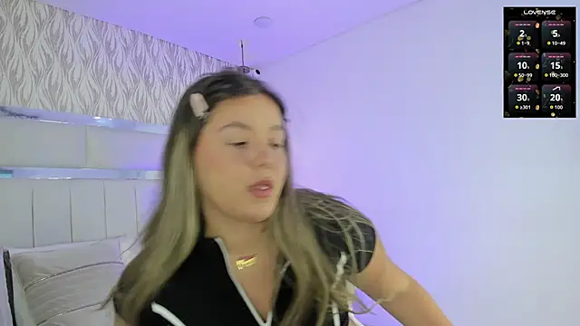 Snapshot of 1m_dalhia chatting on October 6, 8:20 pm 1m dalhia online show from October 6, 8:20 pm