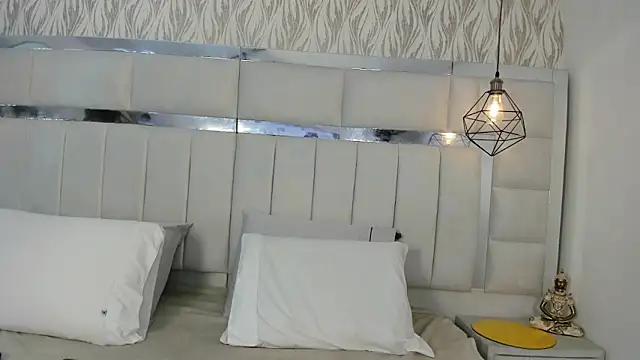 Snapshot of 1m_dalhia chatting on November 7, 8:02 pm 1m dalhia online show from November 7, 8:02 pm