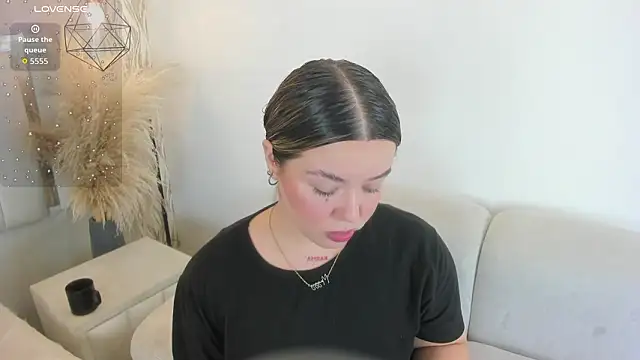 1m dalhia online show from March 6, 8:37 pm