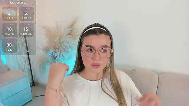 1m dalhia online show from March 16, 8:33 pm