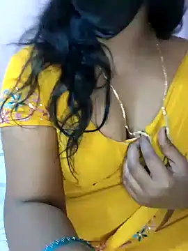 louise92 online show from December 4, 8:50 am