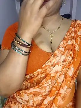 louise92 online show from April 2, 6:31 am