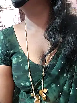 louise92 online show from February 18, 8:27 am