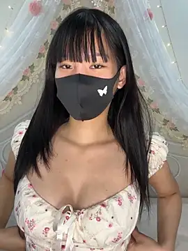 Gyuu-Nyuu online show from February 5, 12:45 pm