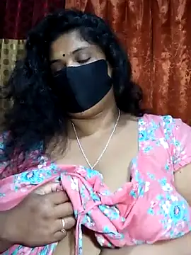 Snapshot of Dusto_Meye chatting on February 10, 4:25 pm Dusto Meye online show from February 10, 4:25 pm
