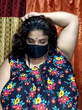 Snapshot of Dusto_Meye chatting on October 11, 6:20 pm Dusto Meye online show from October 11, 6:20 pm