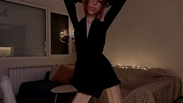 amber quell here online show from December 20, 5:16 pm