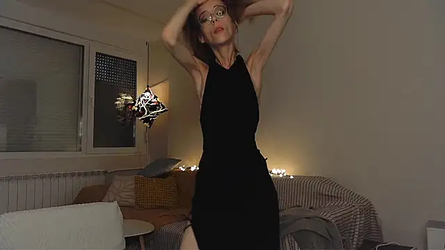 amber quell here online show from May 14, 4:26 pm