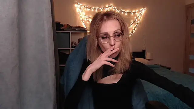 Snapshot of amber_quell_here chatting on March 7, 2:12 pm amber quell here online show from March 7, 2:12 pm