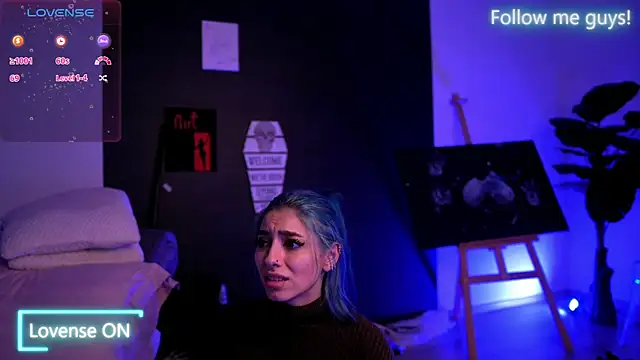 AriaVoss online show from October 22, 9:35 pm