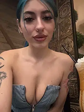 AriaVoss online show from November 22, 3:11 pm