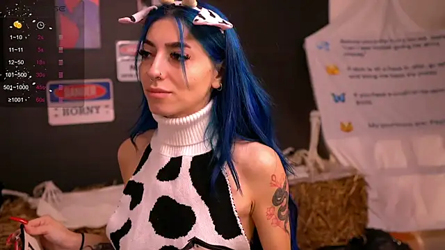 AriaVoss online show from October 30, 10:50 pm