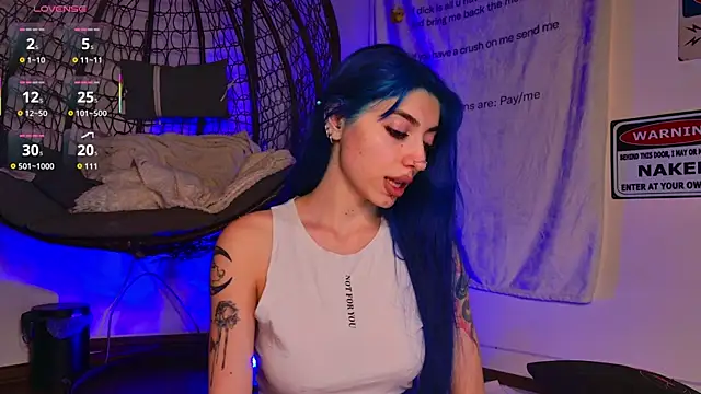AriaVoss online show from July 14, 10:49 pm