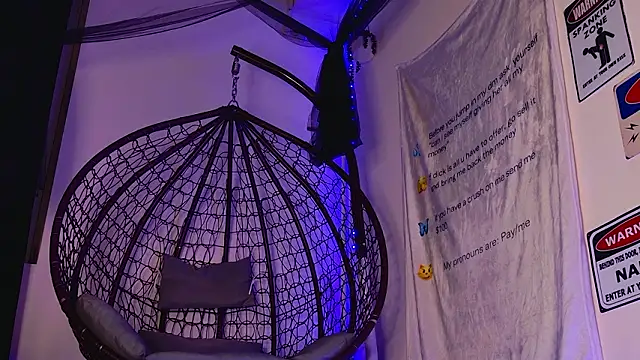 AriaVoss online show from February 12, 9:47 pm