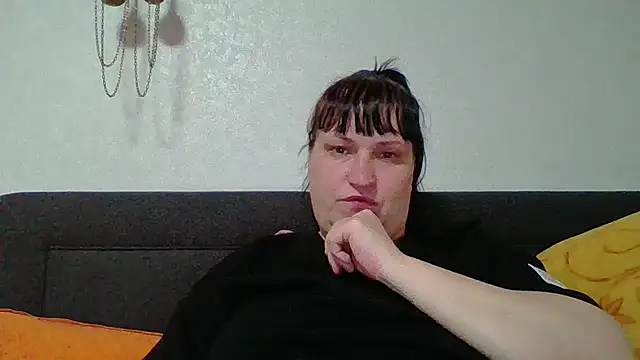  squirty cum lady  online show from March 8, 8:01 pm